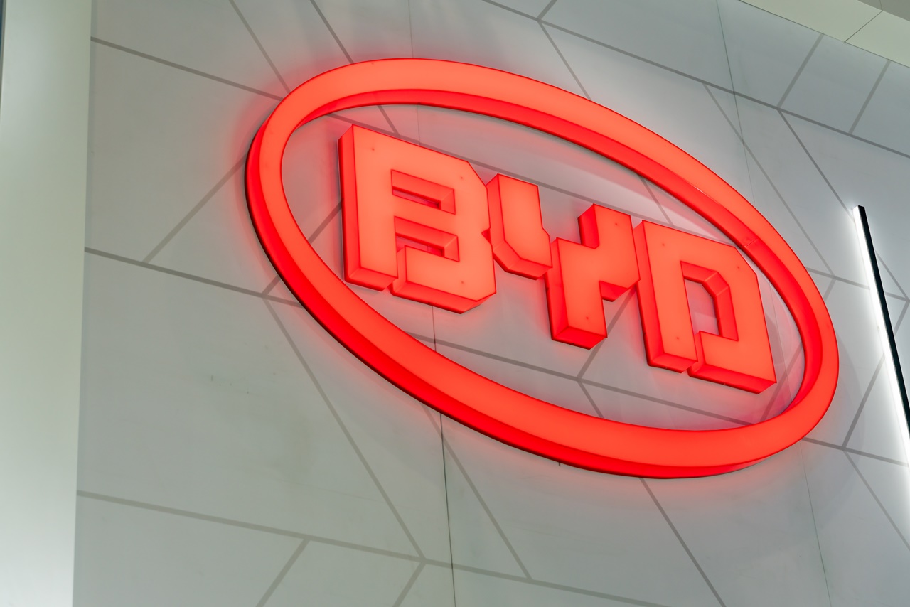 China's Electric Vehicle Giant BYD Considers Investment in Pakistan
